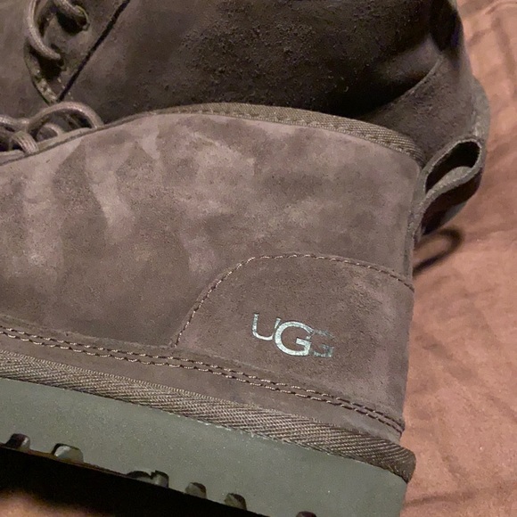 PERFECT FOR CHRISTMAS GIFT!   Men’s Laced Boots by UGG Brand.  NWOT! main image 10